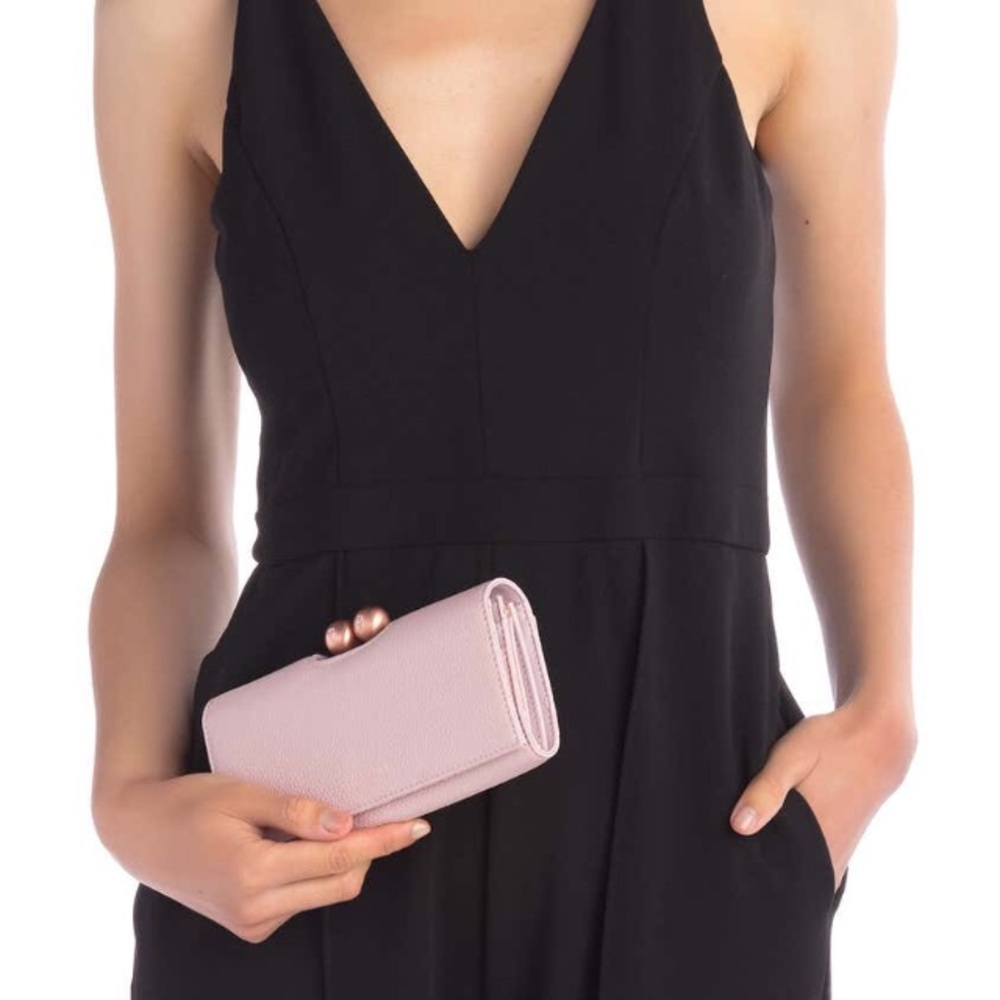 Ted baker signature wallet